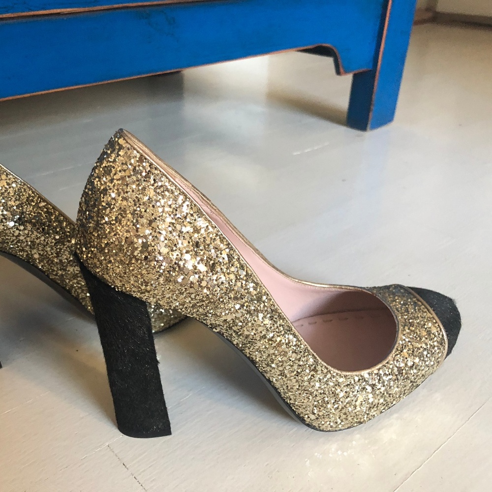 Gold and Black Calf Leather Shoes Heels